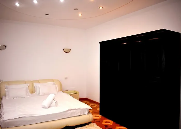 Grand Sala Palatului Апартаменти