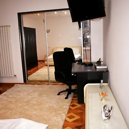Grand Sala Palatului 아파트 부쿠레슈티